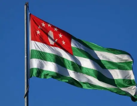 Между прошлым и лучшим будущим